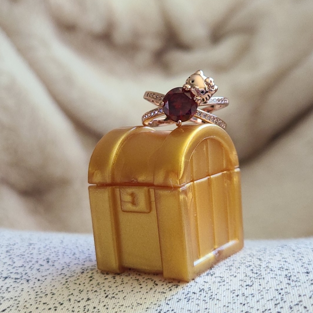 Hello Kitty Ring